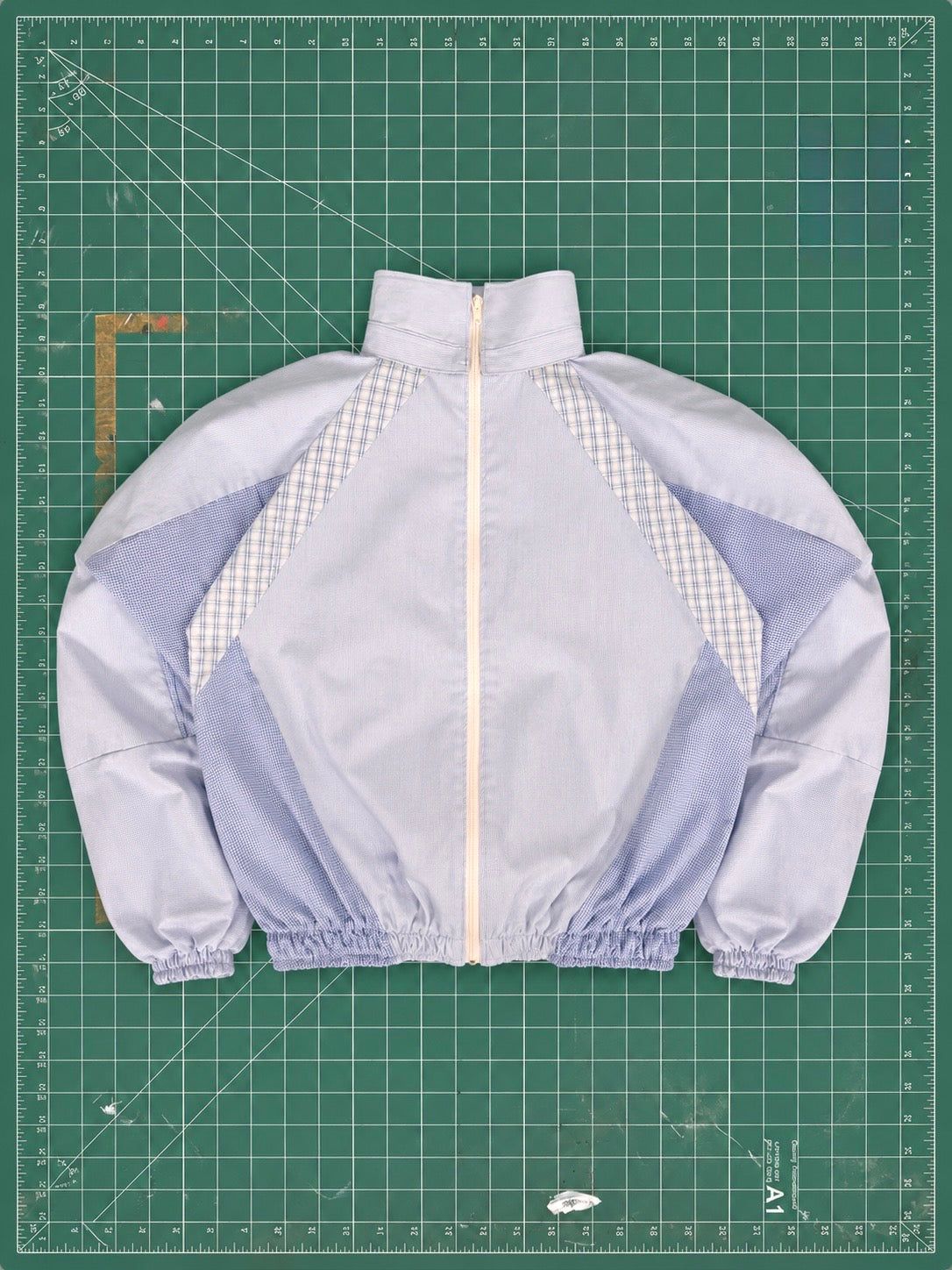 Hooli Windbreaker