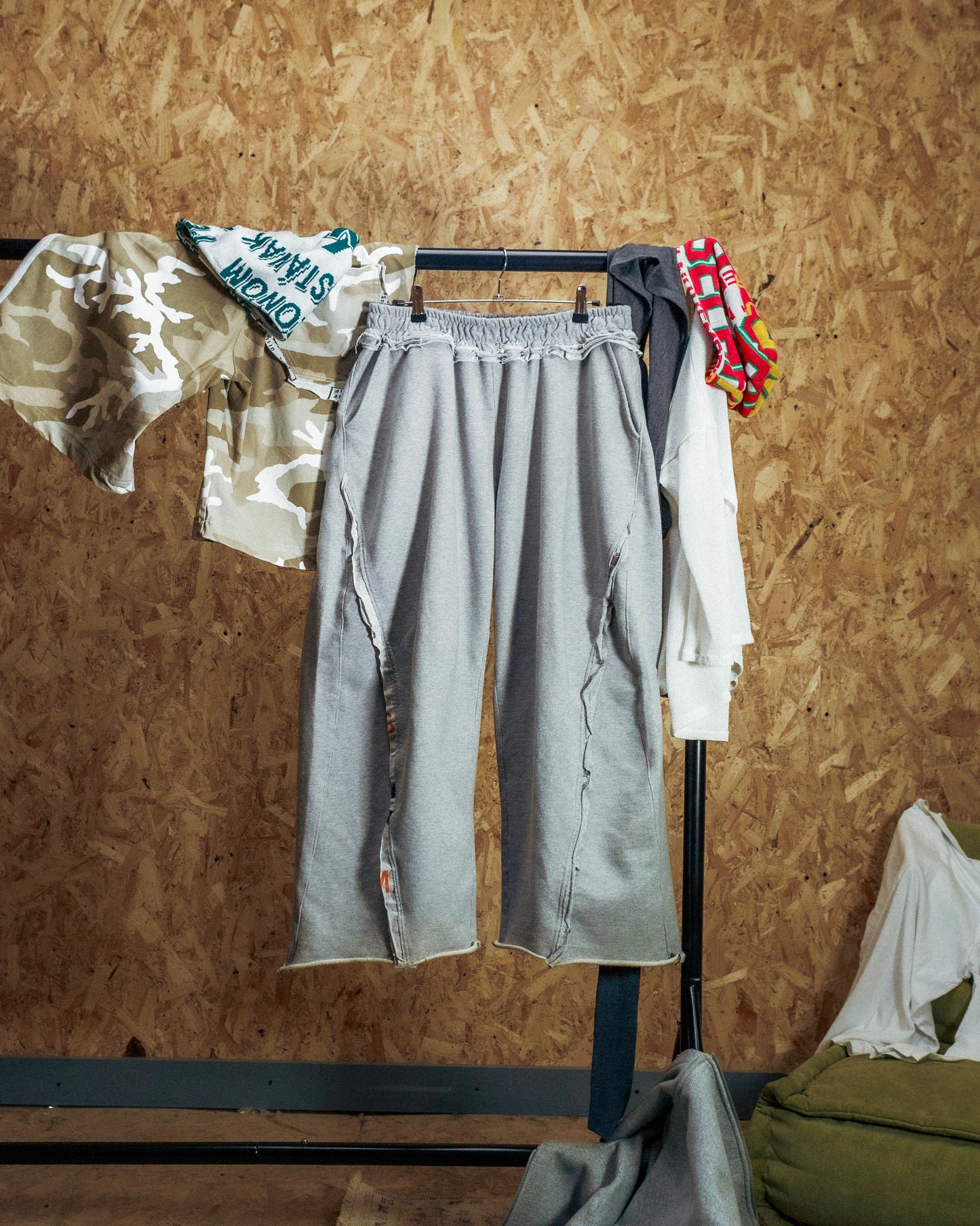 Twist Barrel Joggers